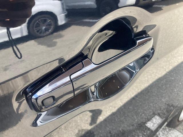 スペーシア ハイブリッドＸ　デュアルセンサーブレーキＳ　両側パワードア　コーナーセンサ　車線逸脱　スマートエントリー　地デジフルセグ　シ－トヒ－タ－　ＥＴＣ車載器　ｉ－ｓｔｏｐ　フリーキー　ナビＴＶ　オートマチックハイビーム（17枚目）