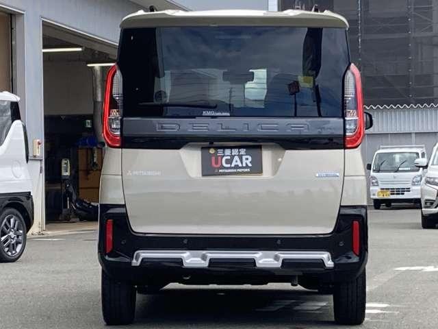 デリカミニ Ｇ　プレミアム　アダプティブクルーズコントロール　オートマチックハイビーム　ＬＥＤ　シートヒーター　ベンチシート　ルーフレール　エアコン　コーナーセンサー　パワステ　アルミホイール　キーレスエントリー　エアバッグ（7枚目）