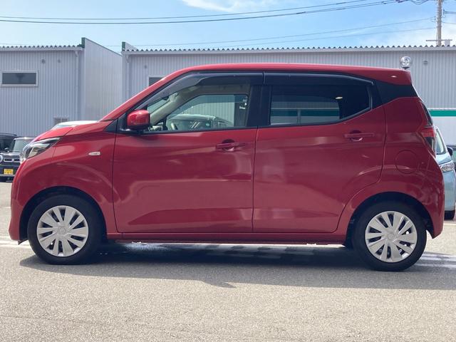 ｅＫワゴン Ｍ　ＡＵＸ接続　オートハイビーム　踏み間違い防止アシスト　車線逸脱警報　イモビライザー　ナビＴＶ　ＥＴＣ　パワーウィンドウ　フルセグ　Ｐセンサー　マニュアルエアコン　バックカメラ　キーレスエントリー（7枚目）