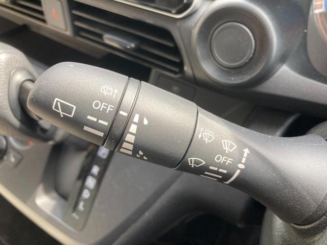 ｅＫワゴン Ｍ　ＡＵＸ接続　オートハイビーム　踏み間違い防止アシスト　車線逸脱警報　イモビライザー　ナビＴＶ　ＥＴＣ　パワーウィンドウ　フルセグ　Ｐセンサー　マニュアルエアコン　バックカメラ　キーレスエントリー（12枚目）