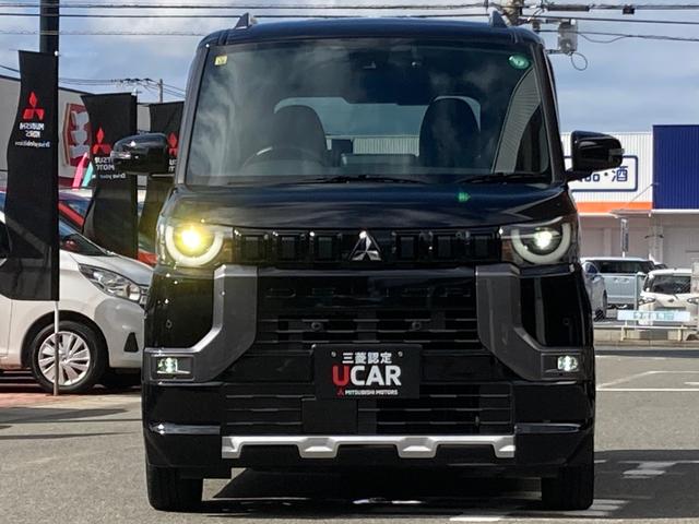 デリカミニ Ｔ　プレミアム　アダクティブクルーズコントロール　ＥＴＣ車載器　フルセグＴＶ　ＬＥＤランプ　ＡＢＳ　エアバッグ　パワステ　ベンチシート　オートエアコン　ターボ車　バックカメラ　オートハイビーム　アルミホイール　ＬＤＷ（3枚目）