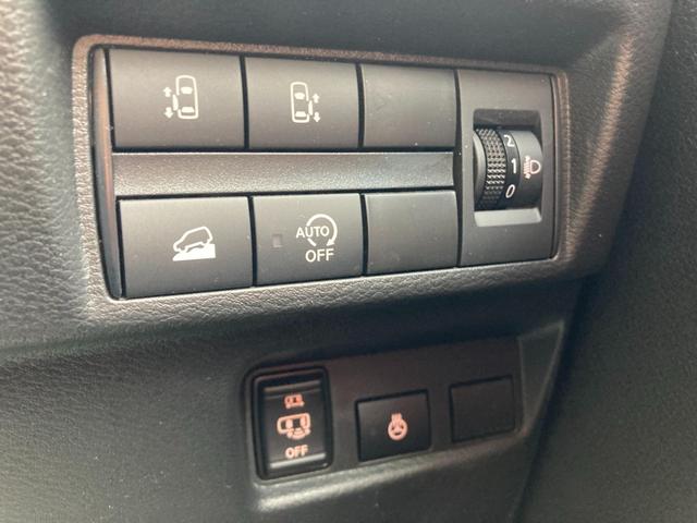 デリカミニ Ｔ　プレミアム　アダクティブクルーズコントロール　ＥＴＣ車載器　フルセグＴＶ　ＬＥＤランプ　ＡＢＳ　エアバッグ　パワステ　ベンチシート　オートエアコン　ターボ車　バックカメラ　オートハイビーム　アルミホイール　ＬＤＷ（16枚目）