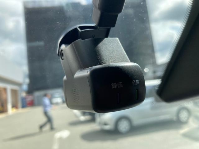 デリカミニ Ｔ　プレミアム　アダクティブクルーズコントロール　ＥＴＣ車載器　フルセグＴＶ　ＬＥＤランプ　ＡＢＳ　エアバッグ　パワステ　ベンチシート　オートエアコン　ターボ車　バックカメラ　オートハイビーム　アルミホイール　ＬＤＷ（31枚目）