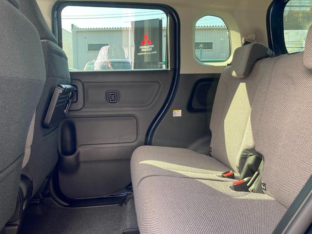 ワゴンRスマイル ハイブリッドX レーダークルコン 前席シートヒーター 横滑り防止 サイドエアバッグ バックカメラ セキュリティーアラーム スマートキー オートハイビーム フルオートエアコン キーレスエントリー フルフラットシート(32枚目)