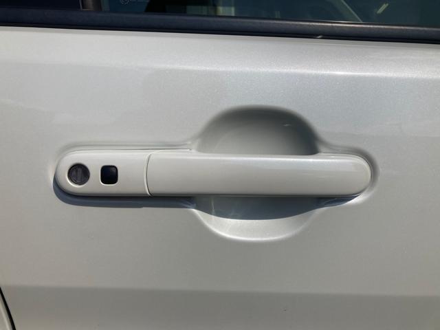 ソリオ ハイブリッドＭＺ　３６０度カメラ　Ｗ電動ドア　ヒーター　リアカメラ　アダクティブクルーズコントロール　車線逸脱　フルフラット　ＳＲＳ　サイドエアバック　ＰＳ　Ｃセンサー　ＡＢＳ　オートＬＥＤ　パワーウィンドウ　盗難防止（57枚目）