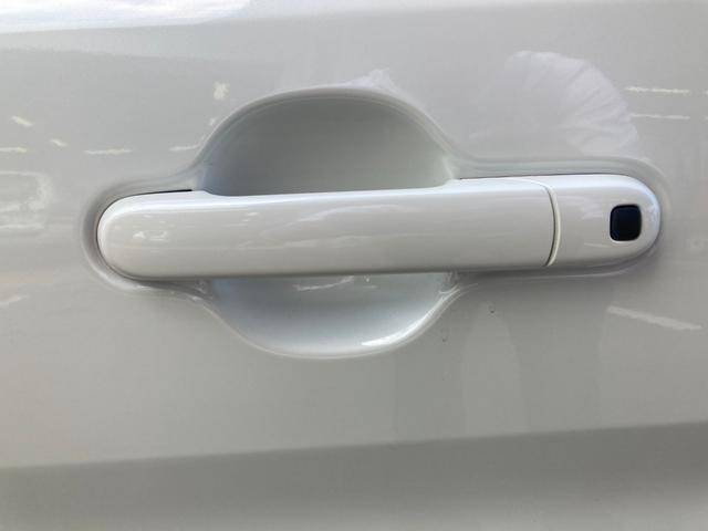 ソリオ ハイブリッドＭＺ　３６０度カメラ　Ｗ電動ドア　ヒーター　リアカメラ　アダクティブクルーズコントロール　車線逸脱　フルフラット　ＳＲＳ　サイドエアバック　ＰＳ　Ｃセンサー　ＡＢＳ　オートＬＥＤ　パワーウィンドウ　盗難防止（60枚目）