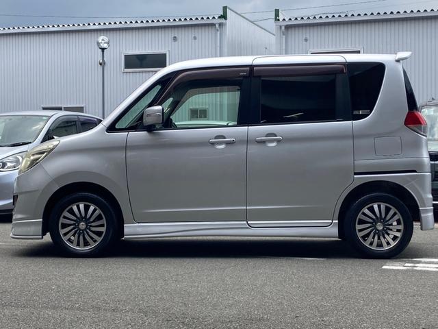 デリカＤ：２ Ｓ　左右自動ドア　スマキー　盗難警報装置　ナビＴＶ　助手席エアバック　ワンセグ　運転席エアバック　ＡＡＣ　パワーウィンドウ　パワーステアリング　寒冷地仕様　メモリーナビ　アルミホイール　キーレス　ＡＢＳ（7枚目）