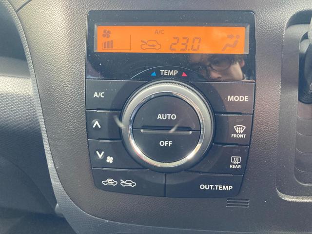 デリカＤ：２ Ｓ　左右自動ドア　スマキー　盗難警報装置　ナビＴＶ　助手席エアバック　ワンセグ　運転席エアバック　ＡＡＣ　パワーウィンドウ　パワーステアリング　寒冷地仕様　メモリーナビ　アルミホイール　キーレス　ＡＢＳ（19枚目）