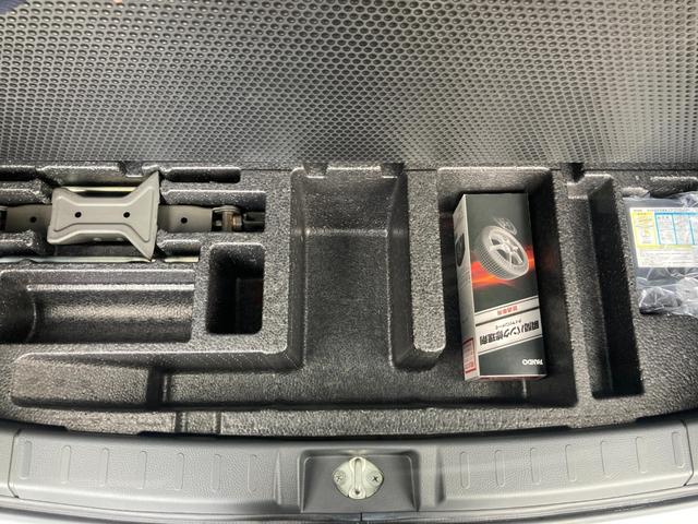 デリカＤ：２ Ｓ　左右自動ドア　スマキー　盗難警報装置　ナビＴＶ　助手席エアバック　ワンセグ　運転席エアバック　ＡＡＣ　パワーウィンドウ　パワーステアリング　寒冷地仕様　メモリーナビ　アルミホイール　キーレス　ＡＢＳ（32枚目）