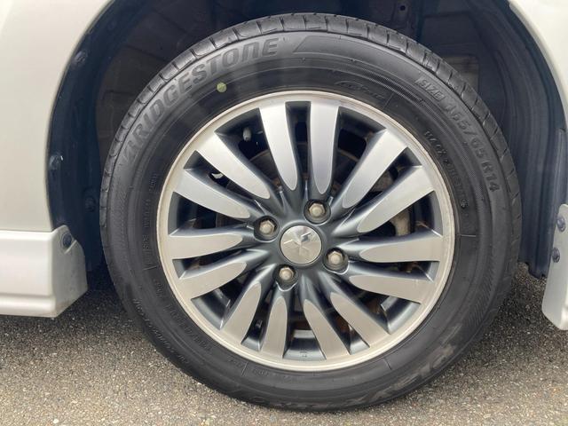 デリカＤ：２ Ｓ　左右自動ドア　スマキー　盗難警報装置　ナビＴＶ　助手席エアバック　ワンセグ　運転席エアバック　ＡＡＣ　パワーウィンドウ　パワーステアリング　寒冷地仕様　メモリーナビ　アルミホイール　キーレス　ＡＢＳ（40枚目）