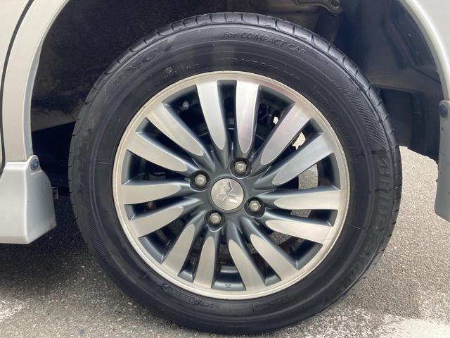 デリカＤ：２ Ｓ　左右自動ドア　スマキー　盗難警報装置　ナビＴＶ　助手席エアバック　ワンセグ　運転席エアバック　ＡＡＣ　パワーウィンドウ　パワーステアリング　寒冷地仕様　メモリーナビ　アルミホイール　キーレス　ＡＢＳ（42枚目）