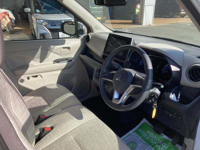 ｅＫワゴン Ｍ　オートハイビーム　踏み間違い防止アシスト　車線逸脱警報　イモビライザー　ナビＴＶ　ＥＴＣ　パワーウィンドウ　フルセグ　Ｐセンサー　マニュアルエアコン　バックカメラ　キーレスエントリー　ＡＳＣ　パワステ（8枚目）