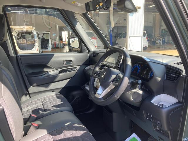 デリカミニ Ｇ　プレミアム　バックモニター　サイドカメラ　ＡＣＣ　フロントカメラ　ルーフレール　ＬＥＤヘッドライト　４ＷＤ　アルミホイール　シートヒーター　スマートキー　オートエアコン　横滑り防止機能　アイドリングストップ（8枚目）