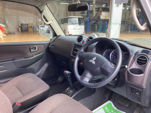パジェロミニ ＸＲ　エアバッグ　パワステ　キーレス　アルミホイール　パワーウインドウ　エアコン　運転席助手席エアバッグ（8枚目）