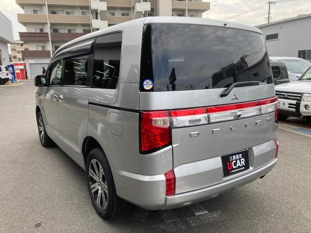 デリカＤ：５ Ｐ　追従クルーズ　Ｂモニター　地デジ　ＡＴハイビーム　ＬＥＤヘッドランプ　ナビＴＶ　シートヒーター　ＥＴＣ　電動シ－ト　寒冷地仕様　メモリナビ　ＡＢＳ　３列　オートエアコン　ＡＳＣ　盗難防止装置　ＬＤＰ（8枚目）