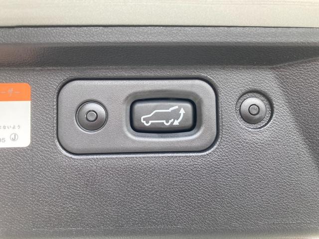 デリカＤ：５ Ｐ　追従クルーズ　Ｂモニター　地デジ　ＡＴハイビーム　ＬＥＤヘッドランプ　ナビＴＶ　シートヒーター　ＥＴＣ　電動シ－ト　寒冷地仕様　メモリナビ　ＡＢＳ　３列　オートエアコン　ＡＳＣ　盗難防止装置　ＬＤＰ（20枚目）