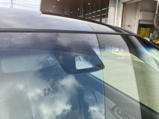 もしもの事故の際や煽り運転などの際に動かぬ証拠となります。是非取り付けをお勧めします。