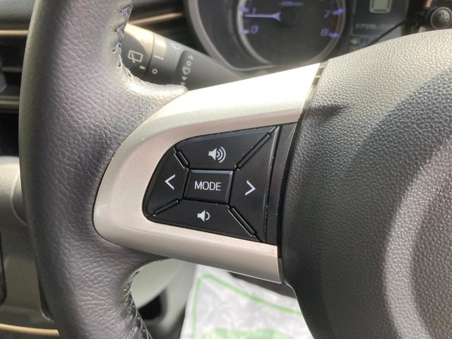 運転席回りの各種操作部となります。ご不明な装置などございましたらお気軽にお尋ねください。