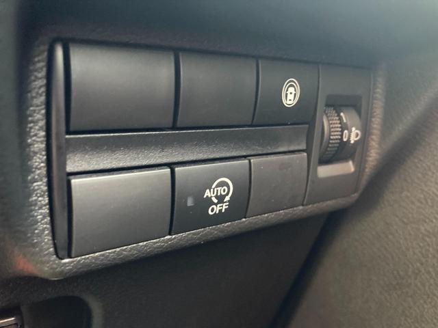 ｅＫクロス Ｍ　車線逸脱警報装置　ＥＴＣ付き　横滑り防止装置　キーレスキー　エアコン　パワーウィンドウ　衝突軽減装置　フルセグＴＶ　前席シートヒーター　コーナーセンサー　ベンチシート　メモリーナビ　ＡＢＳ（17枚目）