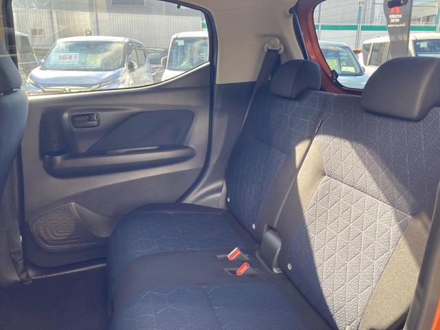 ｅＫクロス Ｍ　車線逸脱警報装置　ＥＴＣ付き　横滑り防止装置　キーレスキー　エアコン　パワーウィンドウ　衝突軽減装置　フルセグＴＶ　前席シートヒーター　コーナーセンサー　ベンチシート　メモリーナビ　ＡＢＳ（31枚目）