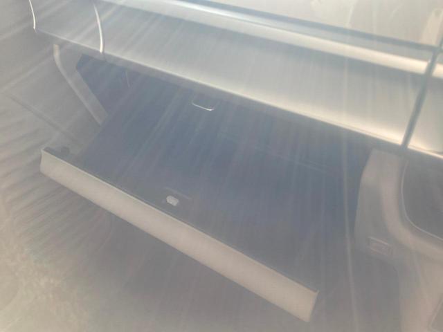 スペーシア ハイブリッドＸ　デュアルセンサーブレーキＳ　両側パワードア　コーナーセンサ　スマートエントリー　地デジフルセグ　シ－トヒ－タ－　ｉ－ｓｔｏｐ　フリーキー　ナビＴＶ　イモビライザー　サイドエアバック　ダブルエアバック（31枚目）