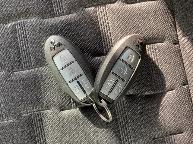 デリカミニ Ｇ　プレミアム　アダプティブクルーズコントロール　オートマチックハイビーム　ドラレコ　ＬＥＤ　シートヒーター　ＥＴＣ　ベンチシート　ルーフレール　エアコン　コーナーセンサー　パワステ　アルミホイール　エアバッグ（34枚目）