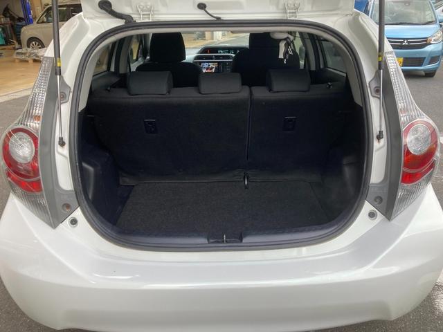 アクア Ｓ　ＢＬＵＥＴＯＯＴＨ　キーレスエントリ　ドラレコ付　フルセグ地デジ　ナビ＆ＴＶ　オートエアコン　デュアルエアバック　ＥＳＣ　Ｂカメラ　パワーウィンドウ　ＳＲＳ　パワーステアリング　ＡＢＳ　メモリーナビ（16枚目）