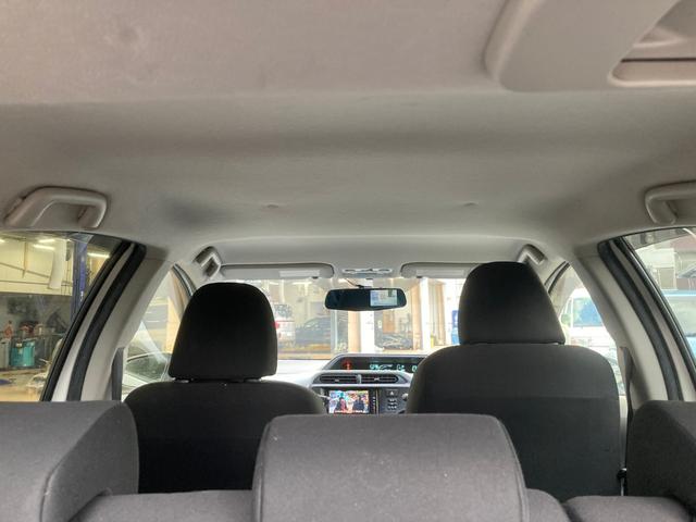 アクア Ｓ　ＢＬＵＥＴＯＯＴＨ　キーレスエントリ　ドラレコ付　フルセグ地デジ　ナビ＆ＴＶ　オートエアコン　デュアルエアバック　ＥＳＣ　Ｂカメラ　パワーウィンドウ　ＳＲＳ　パワーステアリング　ＡＢＳ　メモリーナビ（18枚目）