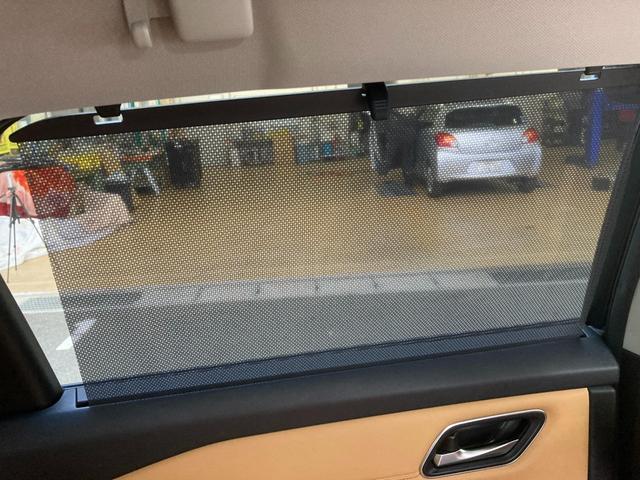 �p���[�E�B���h�E�̑��암�ł��B�������ȃs�A�m�u���b�N���ɂȂ��Ă��܂��B