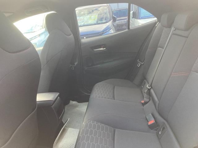 カローラスポーツ Ｇ　Ｚ　ＡＨＢ　ＥＳＣ　ターボ　インテリキー　キーレス　Ｂカメ　衝突軽減Ｂ　エアコン　ＥＴＣ車載器　ＡＢＳ　ＬＥＤライト　エアバッグ　レーンアシスト　アルミホイール　カーテンエアバッグ　パワステ　シートヒータ（32枚目）