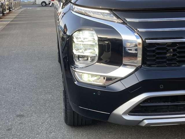 アウトランダーＰＨＥＶ Ｐエグゼクティブパッケージ　コーナーセンサー　全方位カメラ（52枚目）