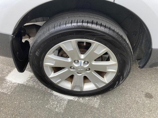 デリカＤ：５ Ｄ　パワーパッケージ　両面パワスライドドア　スマートキーＰスタート　寒冷地　シートヒータ　キーレスエントリー　ドラレコ付き　パワーウインドウ　盗難防止　ＡＷＤ　３列シート　ＡＢＳ　ウォークスルー　メモリーナビ　ＡＣ　ターボ（12枚目）