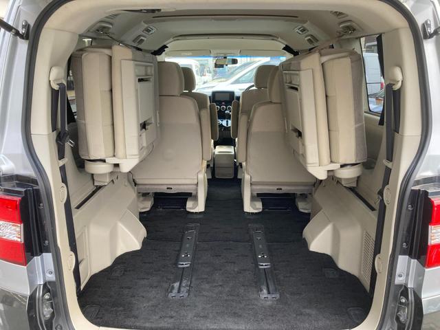 デリカＤ：５ Ｄ　パワーパッケージ　両面パワスライドドア　スマートキーＰスタート　寒冷地　シートヒータ　キーレスエントリー　ドラレコ付き　パワーウインドウ　盗難防止　ＡＷＤ　３列シート　ＡＢＳ　ウォークスルー　メモリーナビ　ＡＣ　ターボ（15枚目）