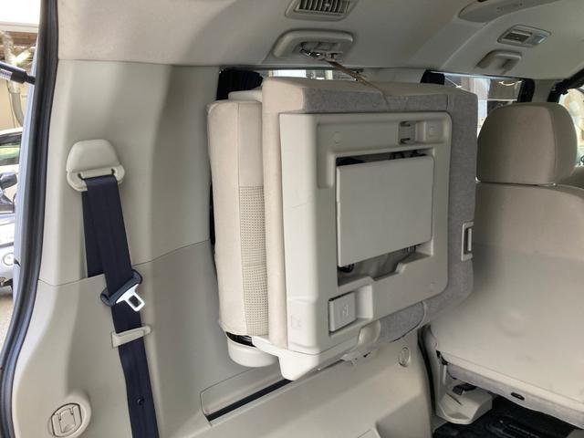 デリカＤ：５ Ｄ　パワーパッケージ　両面パワスライドドア　スマートキーＰスタート　寒冷地　シートヒータ　キーレスエントリー　ドラレコ付き　パワーウインドウ　盗難防止　ＡＷＤ　３列シート　ＡＢＳ　ウォークスルー　メモリーナビ　ＡＣ　ターボ（16枚目）