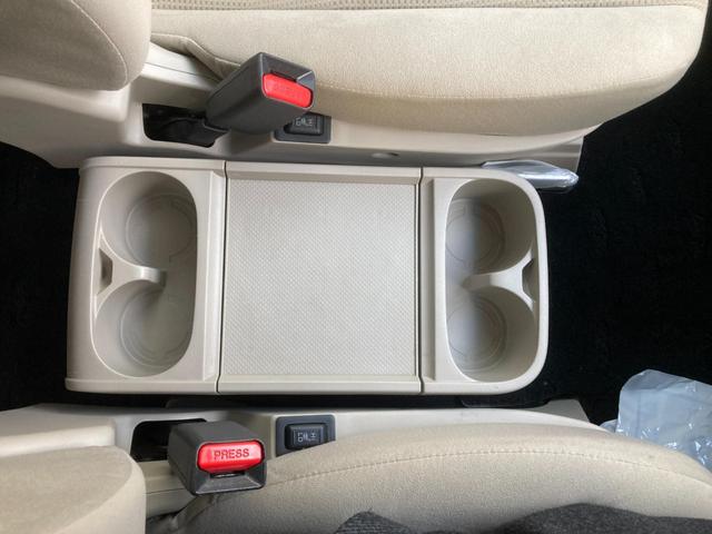 デリカＤ：５ Ｄ　パワーパッケージ　両面パワスライドドア　スマートキーＰスタート　寒冷地　シートヒータ　キーレスエントリー　ドラレコ付き　パワーウインドウ　盗難防止　ＡＷＤ　３列シート　ＡＢＳ　ウォークスルー　メモリーナビ　ＡＣ　ターボ（37枚目）