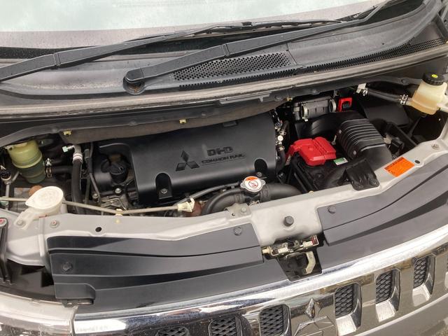 デリカＤ：５ Ｄ　パワーパッケージ　両面パワスライドドア　スマートキーＰスタート　寒冷地　シートヒータ　キーレスエントリー　ドラレコ付き　パワーウインドウ　盗難防止　ＡＷＤ　３列シート　ＡＢＳ　ウォークスルー　メモリーナビ　ＡＣ　ターボ（41枚目）
