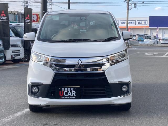 ｅＫカスタム Ｔセーフティパッケージ　アラウンドビュー　スマキー　リアカメラ　ナビＴＶ　クルコン　ｉ－ｓｔｏｐ　シートヒーター　メモリーナビ　ＥＳＣ　フロントベンチシート　盗難防止　ＡＢＳ　ターボ　エアバッグ　アルミホイール　Ｗエアバック（3枚目）