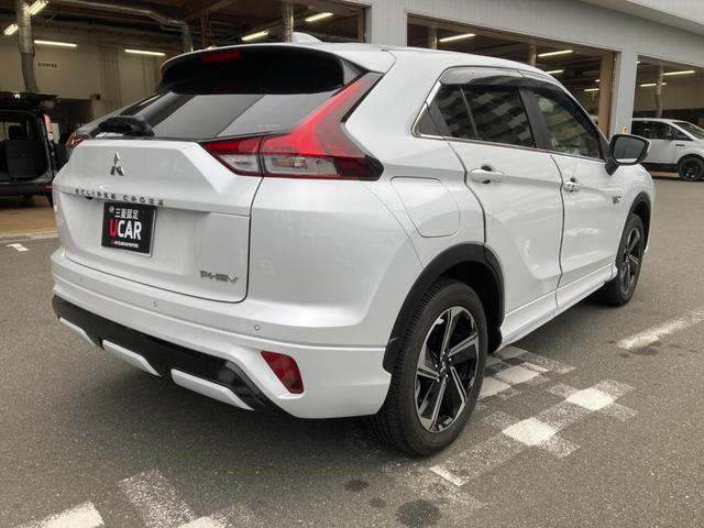 エクリプスクロスＰＨＥＶ Ｐ　スマ－トキ－　地デジＴＶ　衝突軽減ブレーキシステム　Ｒカメラ　ＬＥＤ　寒冷地　アイドリングストップ　ＥＴＣ　パワーシート　１００Ｖ　クリアランスソナー　盗難防止システム　フロントカメラ　Ｗエアバッグ（7枚目）