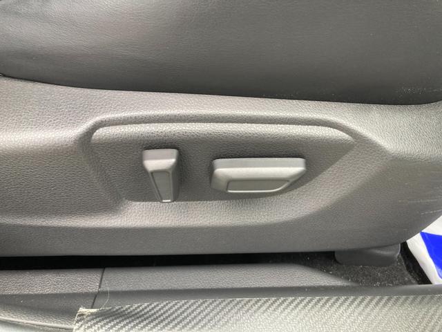 エクリプスクロスＰＨＥＶ Ｐ　スマ－トキ－　地デジＴＶ　衝突軽減ブレーキシステム　Ｒカメラ　ＬＥＤ　寒冷地　アイドリングストップ　ＥＴＣ　パワーシート　１００Ｖ　クリアランスソナー　盗難防止システム　フロントカメラ　Ｗエアバッグ（22枚目）