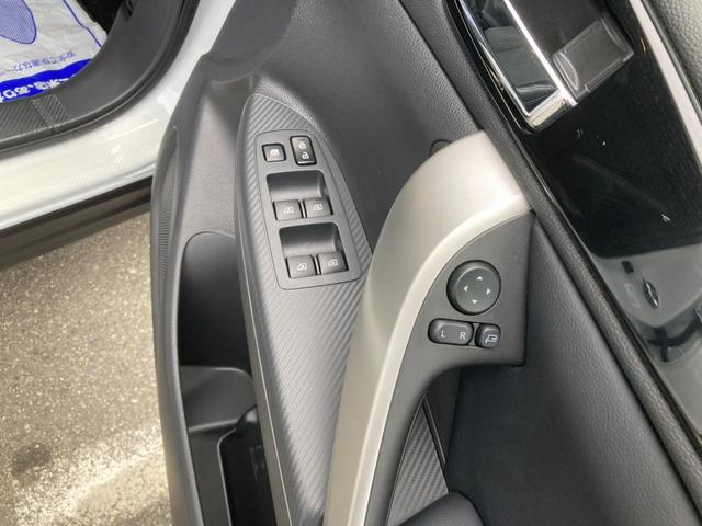 エクリプスクロスＰＨＥＶ Ｐ　スマ－トキ－　地デジＴＶ　衝突軽減ブレーキシステム　Ｒカメラ　ＬＥＤ　寒冷地　アイドリングストップ　ＥＴＣ　パワーシート　１００Ｖ　クリアランスソナー　盗難防止システム　フロントカメラ　Ｗエアバッグ（23枚目）