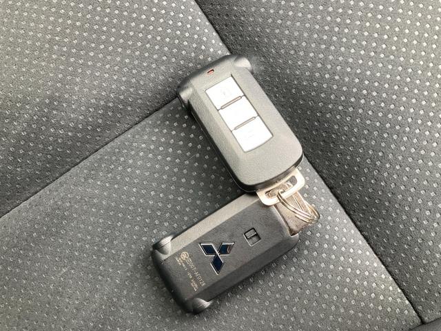 エクリプスクロスＰＨＥＶ Ｐ　スマ－トキ－　地デジＴＶ　衝突軽減ブレーキシステム　Ｒカメラ　ＬＥＤ　寒冷地　アイドリングストップ　ＥＴＣ　パワーシート　１００Ｖ　クリアランスソナー　盗難防止システム　フロントカメラ　Ｗエアバッグ（37枚目）