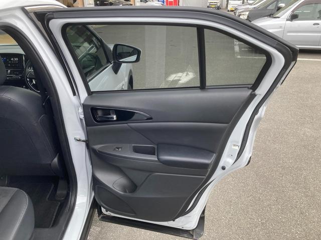 �p���[�E�B���h�E�̑��암�ł��B�������ȃs�A�m�u���b�N���ɂȂ��Ă��܂��B