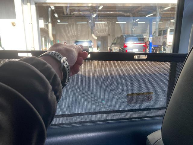 デリカミニ Ｔ　プレミアム　アラウンドビューＭ　車線逸脱　アダプティブクルコン　ＩＳＴＯＰ　フルセグ　ＬＥＤ　ドライブレコーダー　サイドエアバッグ　パワーウィンドウ　前席シートヒーター　ＡＨＢ　ナビＴＶ　スマートキー　キーレス（12枚目）