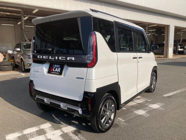 デリカミニ Ｔ　プレミアム　オートＬＥＤ　全方位Ｍ　Ｉ－ＳＴＯＰ　Ｐセンサー　ターボ付　車線逸脱警報　横滑り防止機能　前席シートヒーター　オートエアコン　ＬＥＤヘッドライト　セキュリティ　アルミホイール　スマートキー　エアバッグ（6枚目）