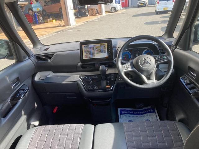 �C���p�l�̊g��摜�Ȃǂs�d�k�܂��̓��[���ɂĒǉ��摜�ȂǁA���\���o�������܂��B