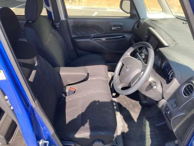 �p���[�E�B���h�E�̑��암�ł��B�������ȃs�A�m�u���b�N���ɂȂ��Ă��܂��B