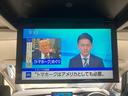 シャモニー　アイドリングＳ　イモビ　衝突被害軽減装置　Ｂモニター　オートＬＥＤ　ＴＶ　レーンキープ　サイドカメラ　ＥＴＣ　助手席エアバッグ　地デジＴＶ　シートＨ　パワーシート　ＬＥＤ　キーフリー　寒冷地仕様車（43枚目）