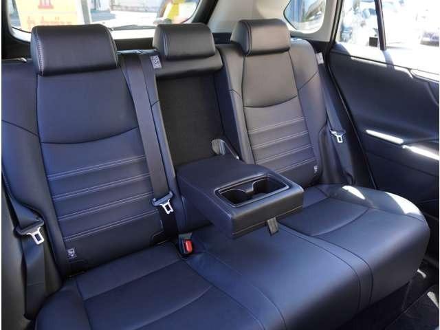 ＲＡＶ４ Ｇ　Ｚパッケージ　４ＷＤ　モデリスタエアロ　純正ナビ　バックカメラ　デジタルインナーミラー　ドラレコ　シートヒーター＆ベンチレーション　前後コーナーセンサー　アダプティブクルーズコントロール　ブラインドスポットモニター（41枚目）