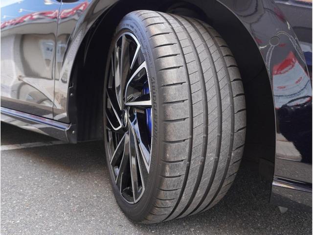 ゴルフＲ ＴＳＩ　４モーション　純正ナビ　バックカメラ　前後ドラレコ　障害物センサー　ＥＴＣ２．０　アダプティブクルーズコントロール　パドルシフト　電子パーキング　ＬＥＤヘッドライト　純正アルミホイール　衝突被害軽減ブレーキ　４ＷＤ（21枚目）