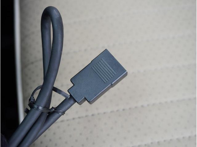 ミラココア ココアプラスＸ　ＴＶナビ　ＥＴＣ付き　Ｒレール　スマートキーシステム　助手席エアバック　イモビライザー　フロントベンチシート　全席ＰＷ　キーレス　ＰＳ　ＡＣ　ＡＢＳ　運転席エアバッグ　メモリーナビ付　１セグＴＶ（33枚目）